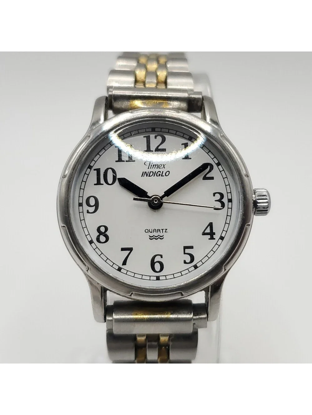 1999 Timex Indiglo Quartz Womens Watch 24mm Silver Tone  New Battery